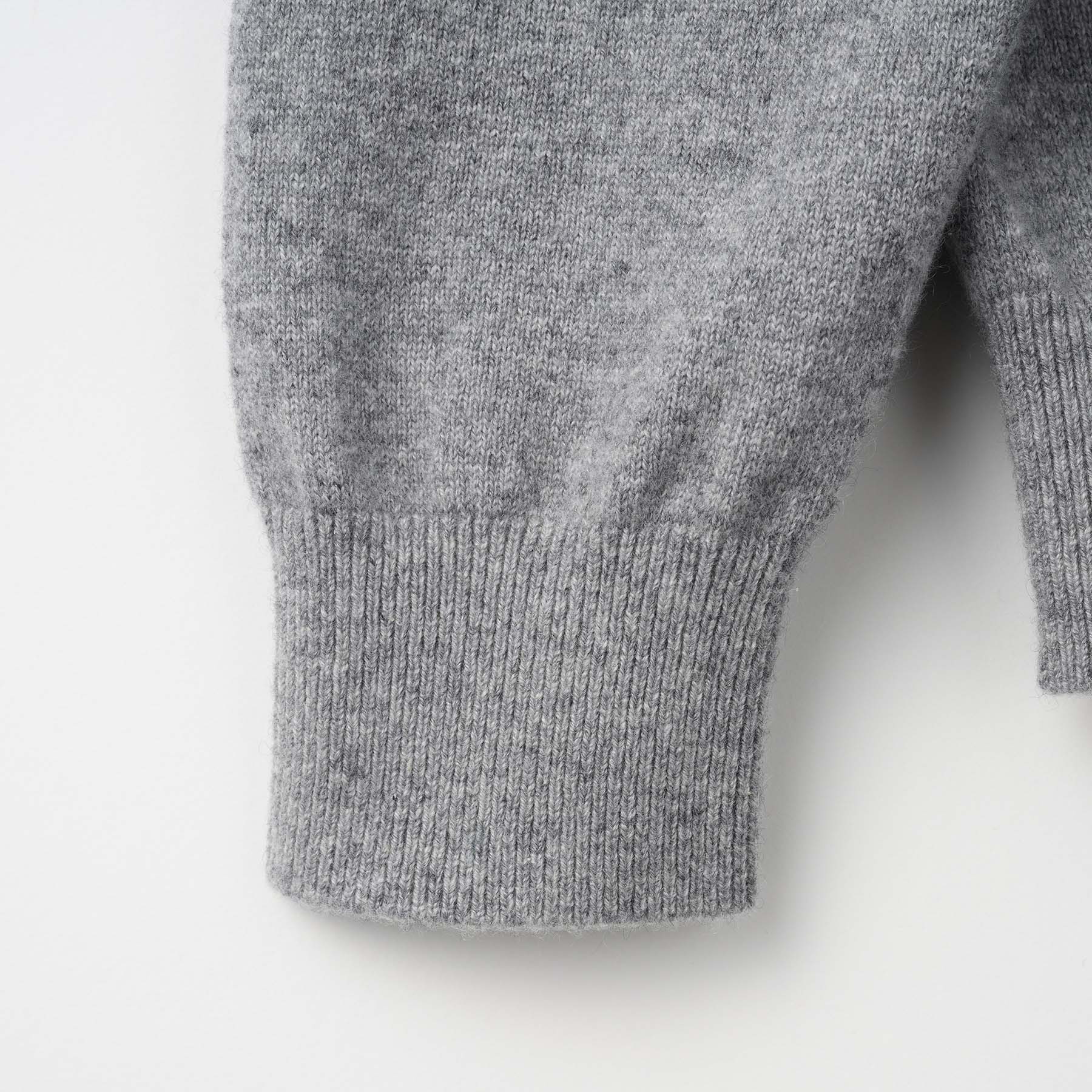 CASHMERE MOCKNECK