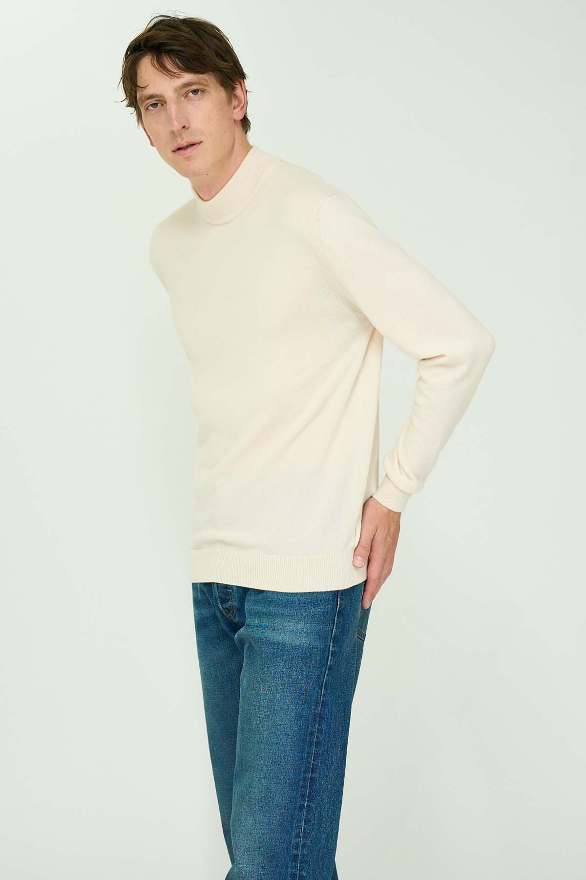 CASHMERE MOCKNECK