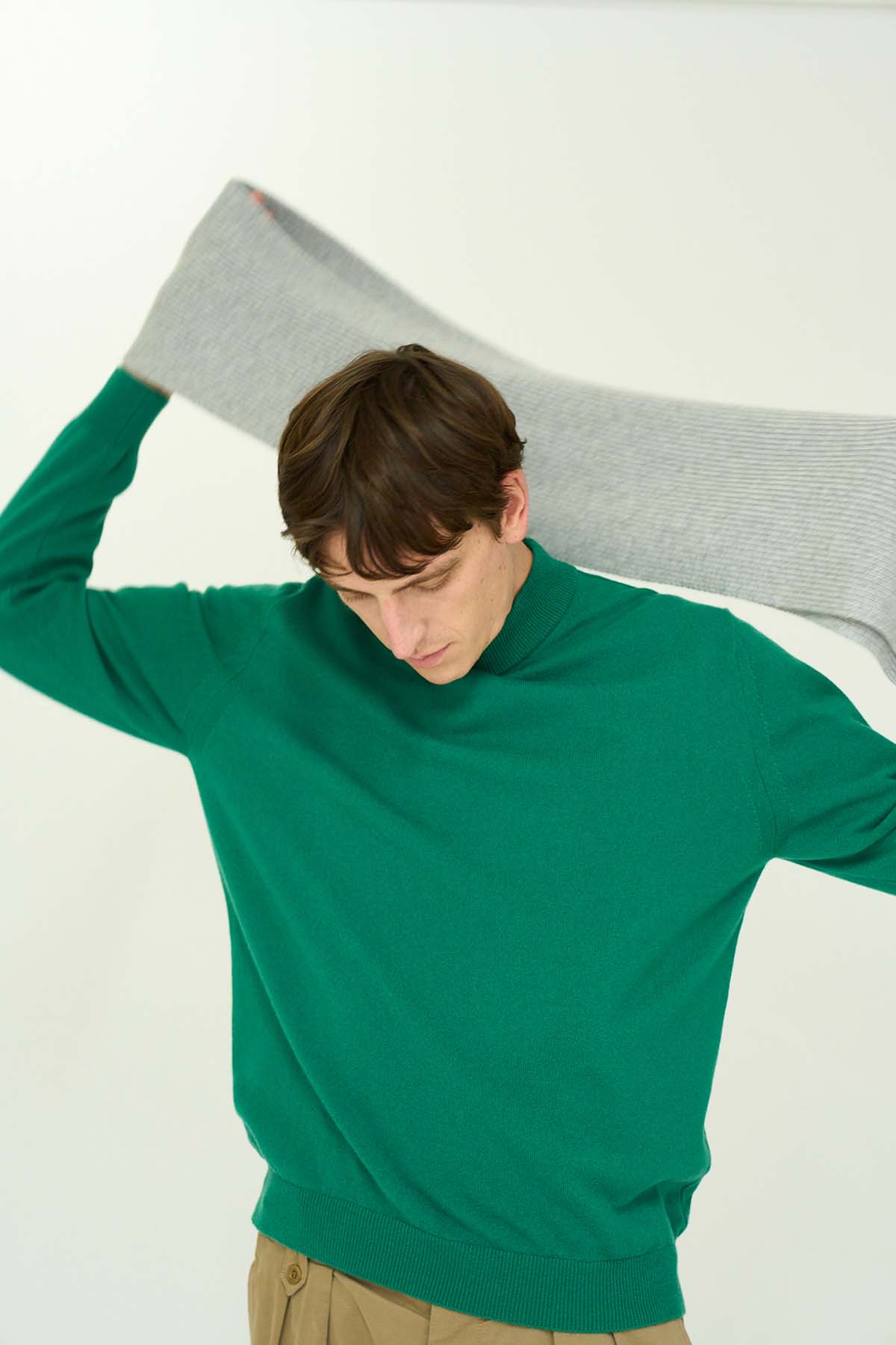 CASHMERE MOCKNECK