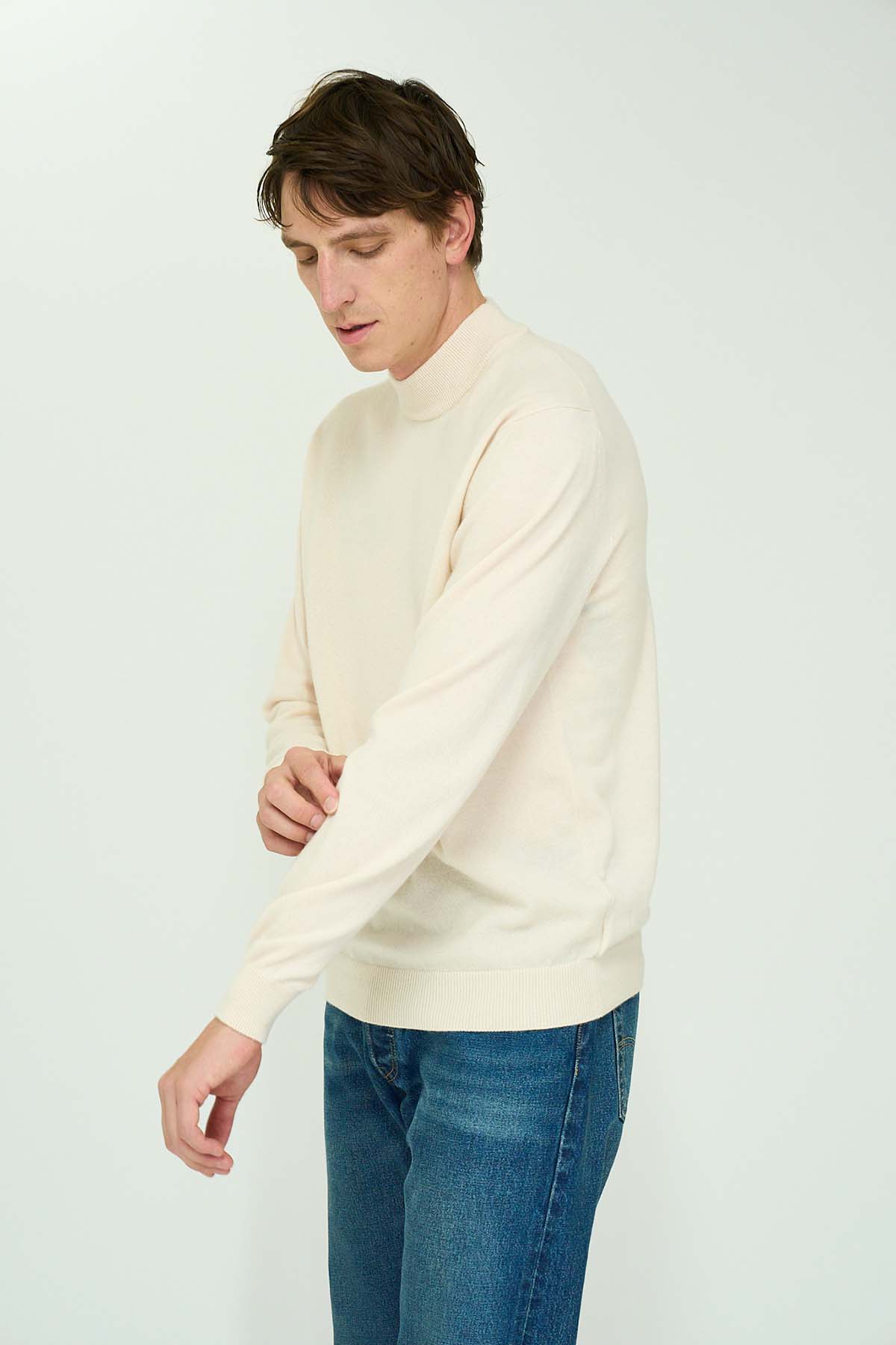 CASHMERE MOCKNECK