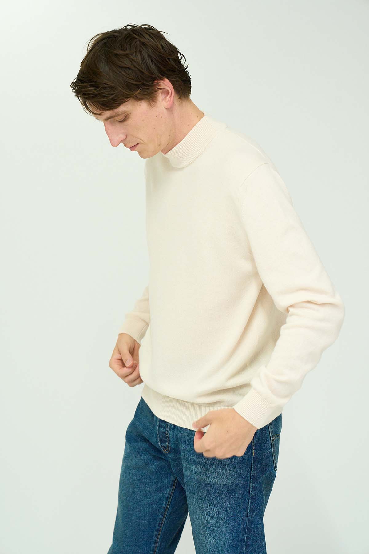 CASHMERE MOCKNECK