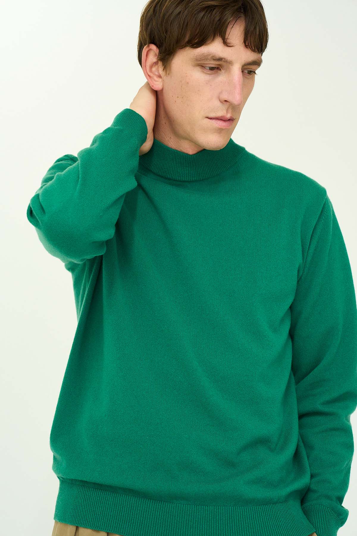 CASHMERE MOCKNECK