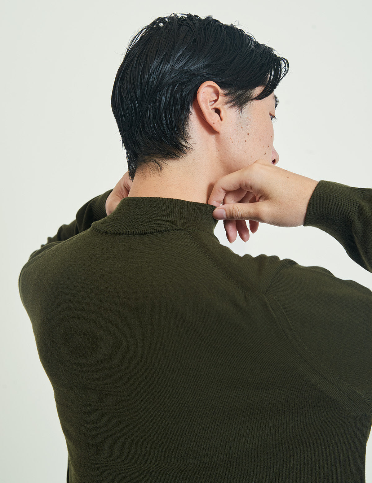 12G Lightweight Merino Wool Mockneck