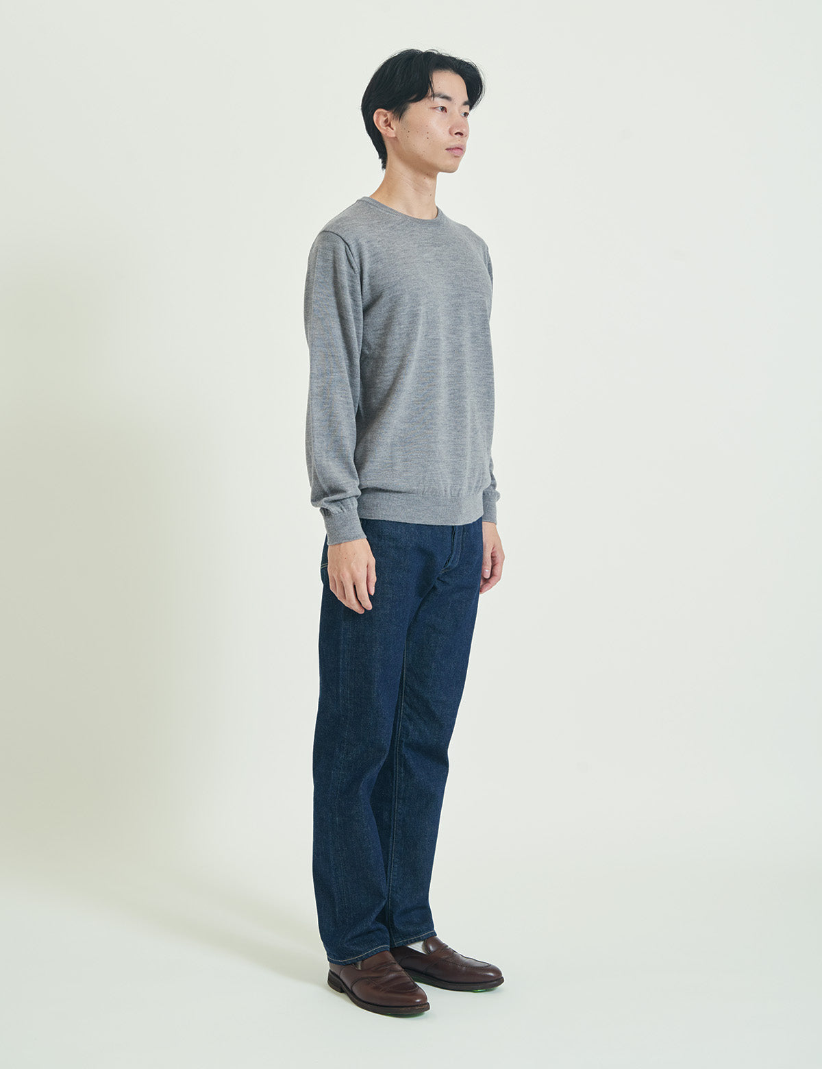12G Lightweight Merino Wool Crewneck