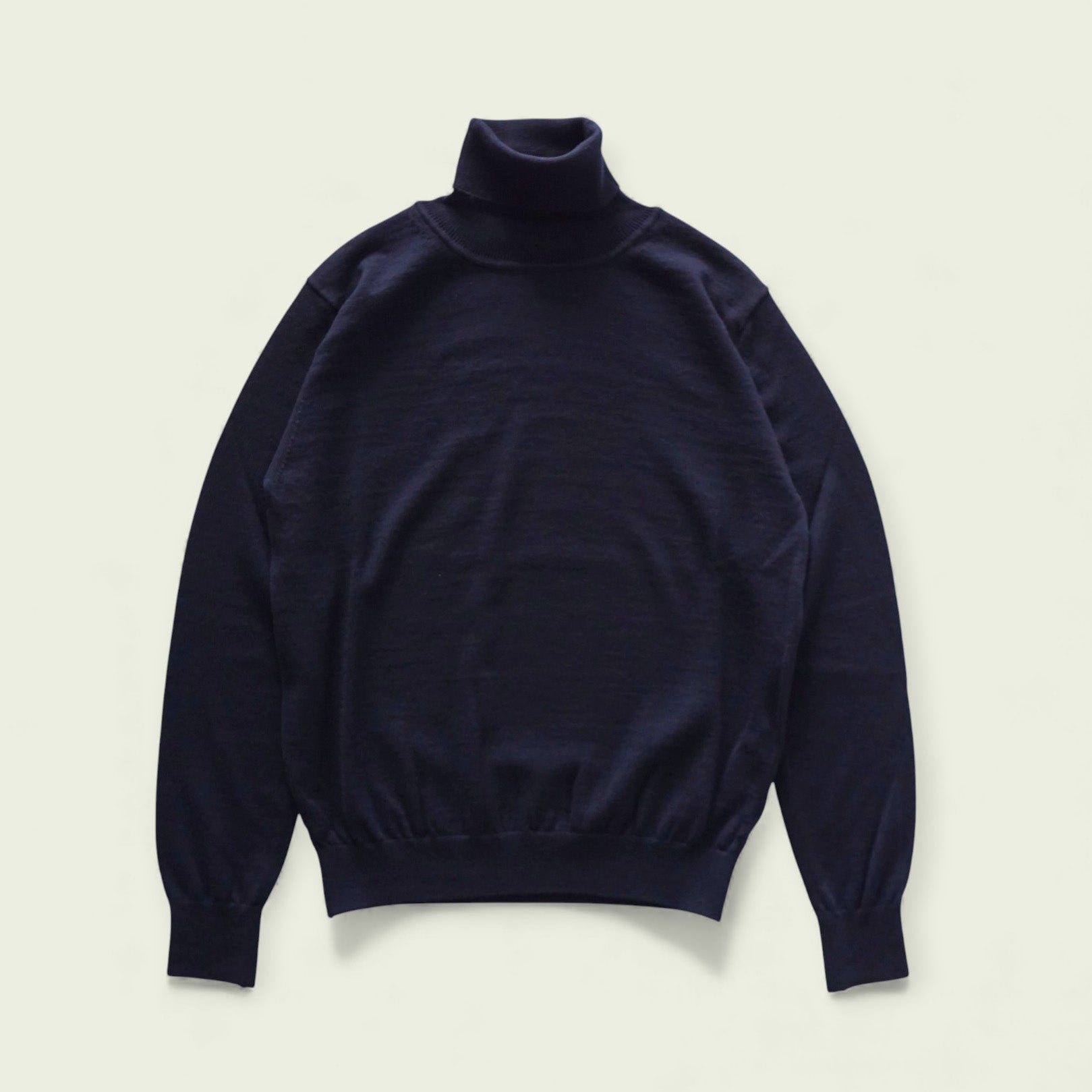 【WOMEN】12G Lightweight Merino Wool Turtleneck