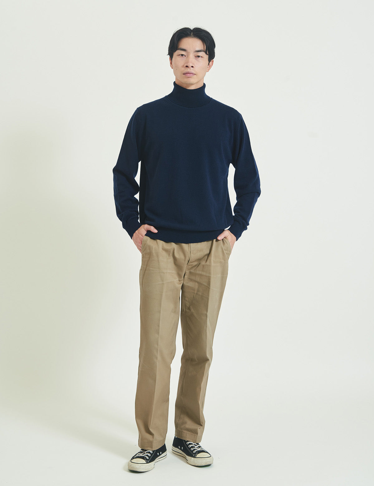 CASHMERE TURTLENECK