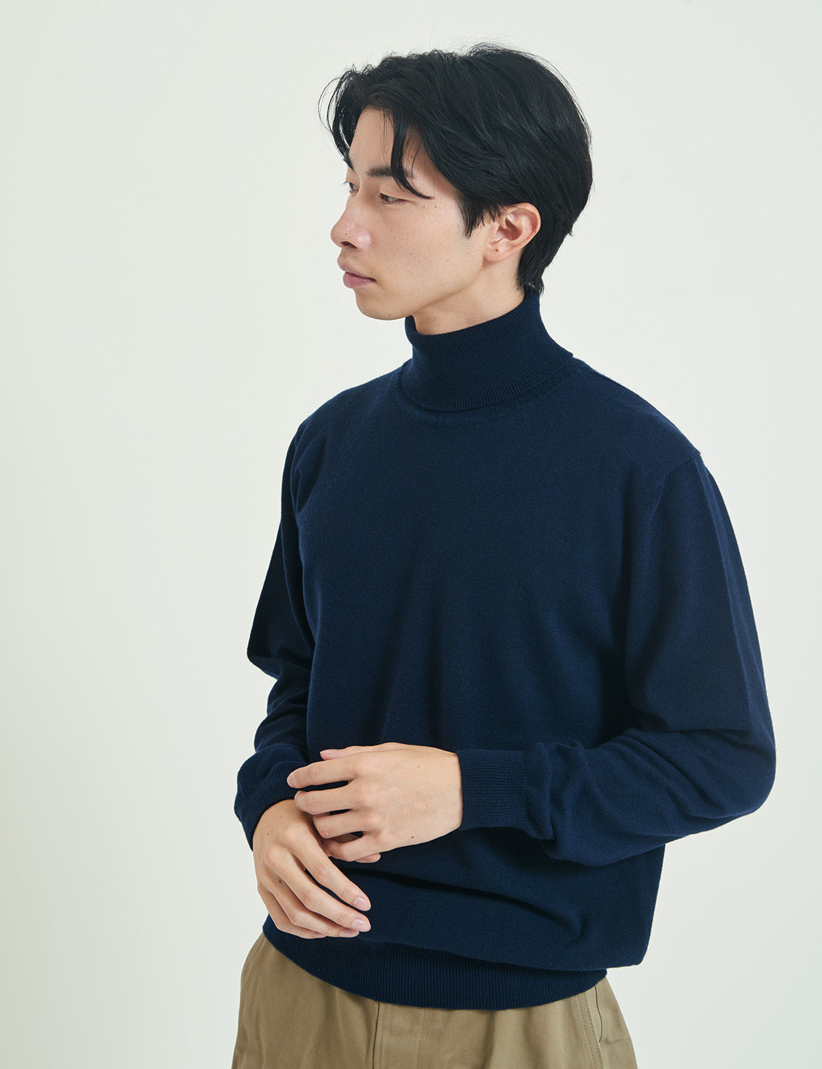 CASHMERE TURTLENECK