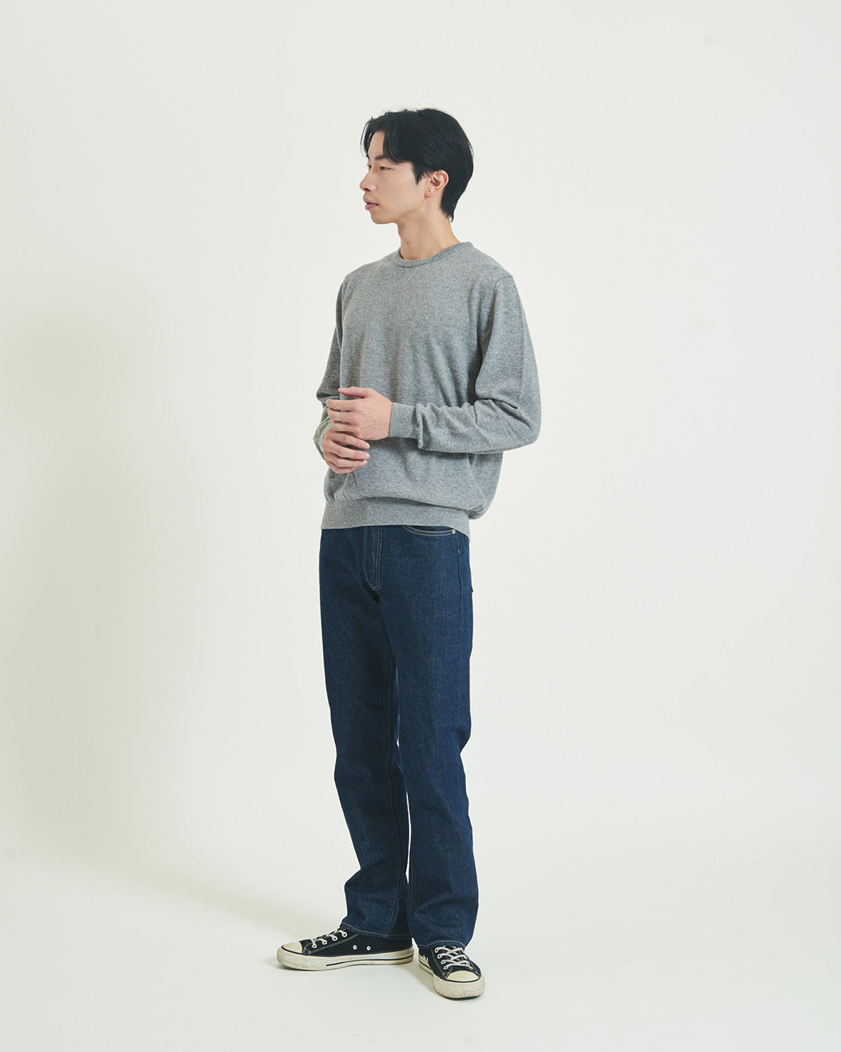 CASHMERE CREWNECK