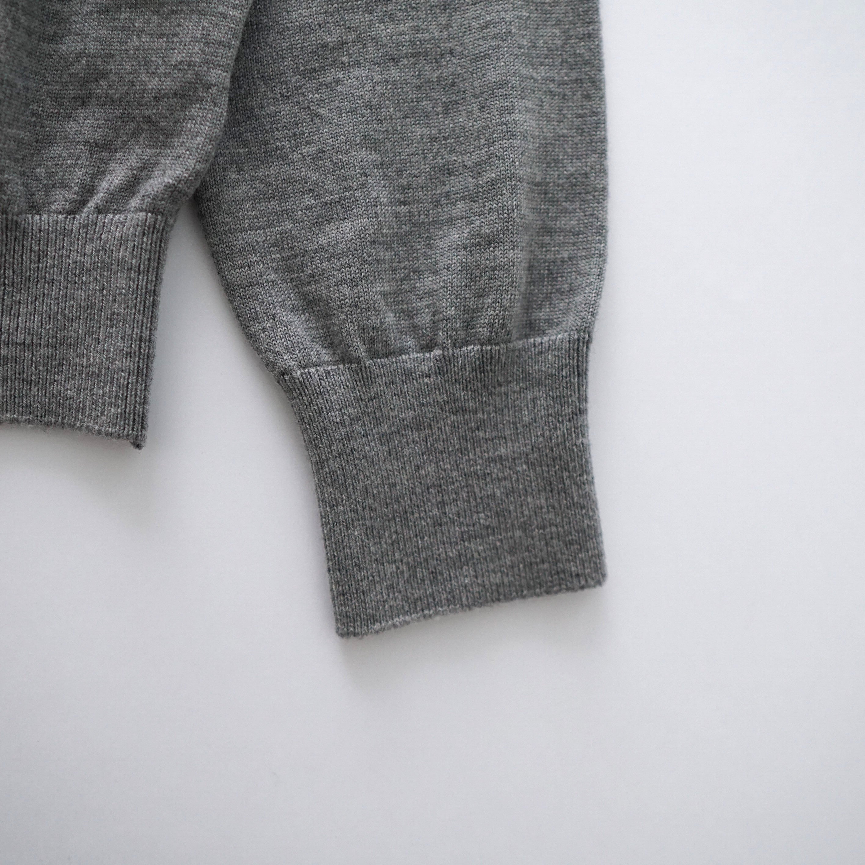 【WOMEN】12G Merino Wool Crewneck Cardigan