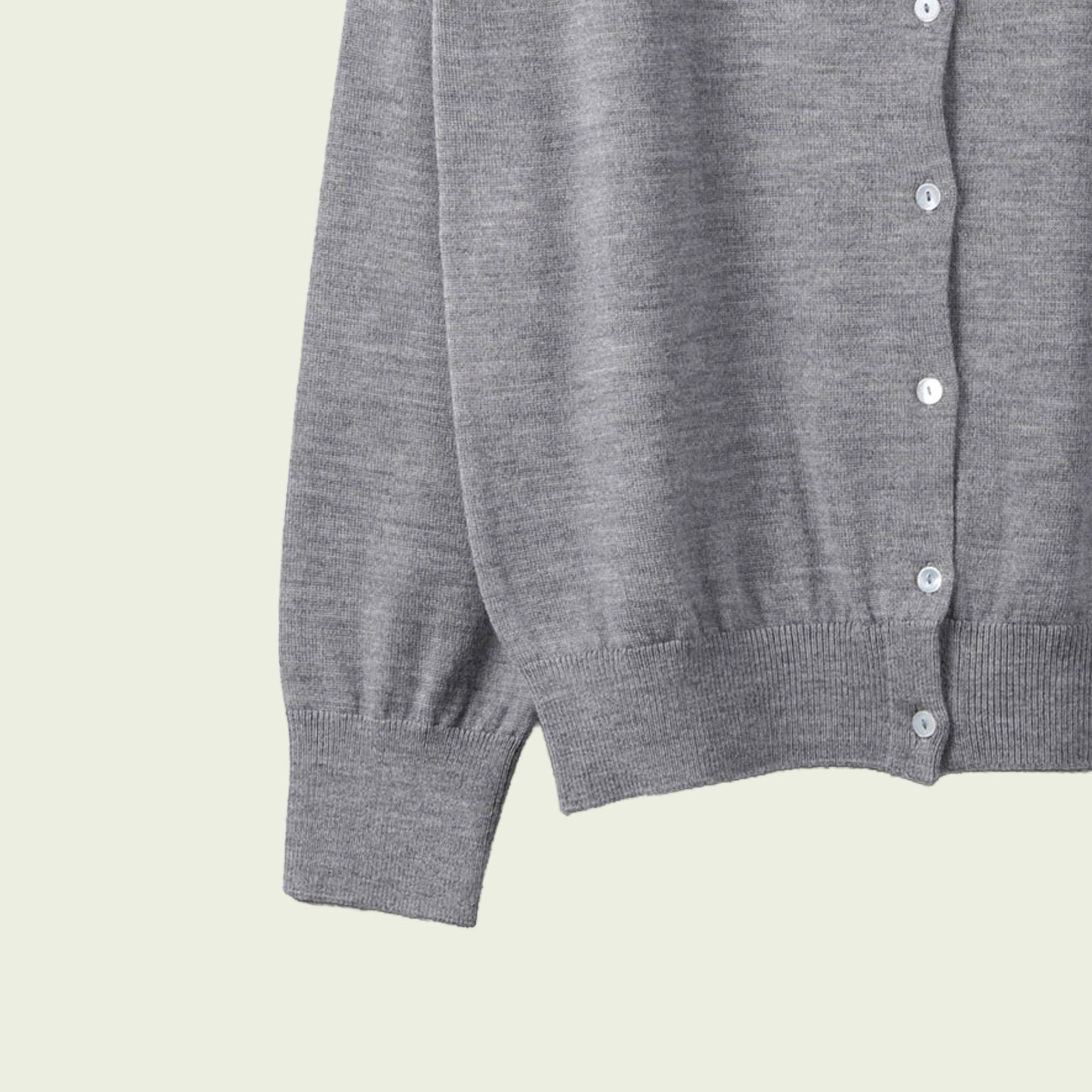 【WOMEN】12G Merino Wool Crewneck Cardigan