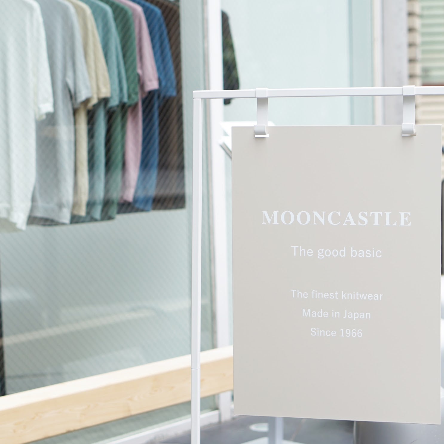 MOONCASTLE直営店について