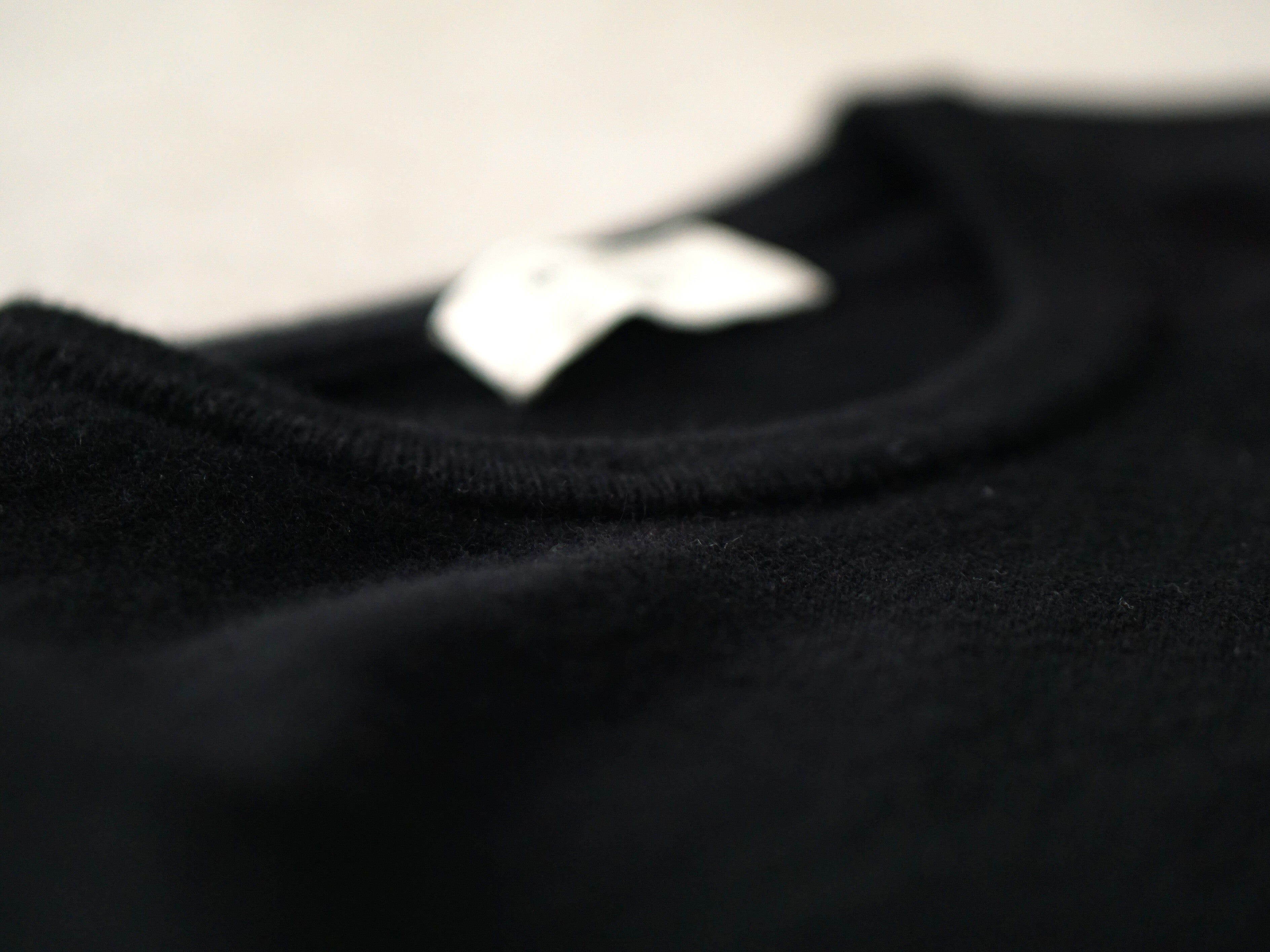 CASHMERE CREWNECK