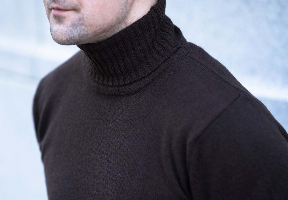 CASHMERE SILK WOOL TURTLENECK