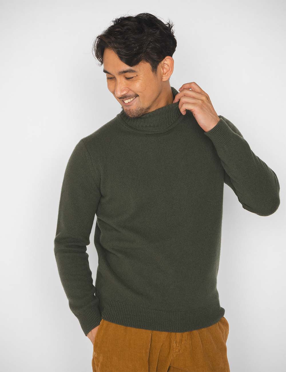 CASHMERE SILK WOOL TURTLENECK