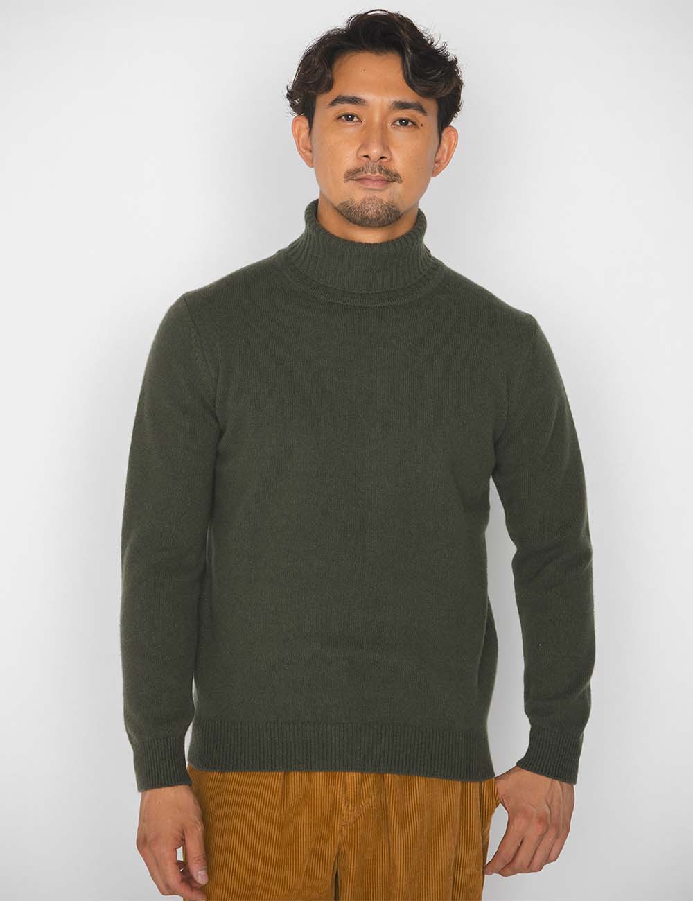 CASHMERE SILK WOOL TURTLENECK