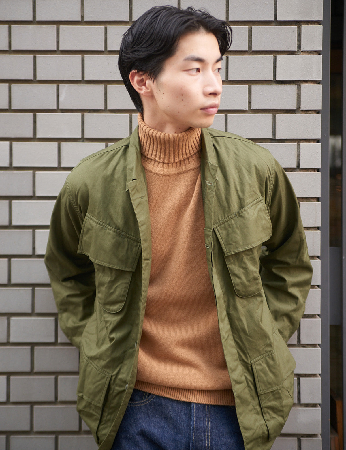 CASHMERE SILK WOOL TURTLENECK