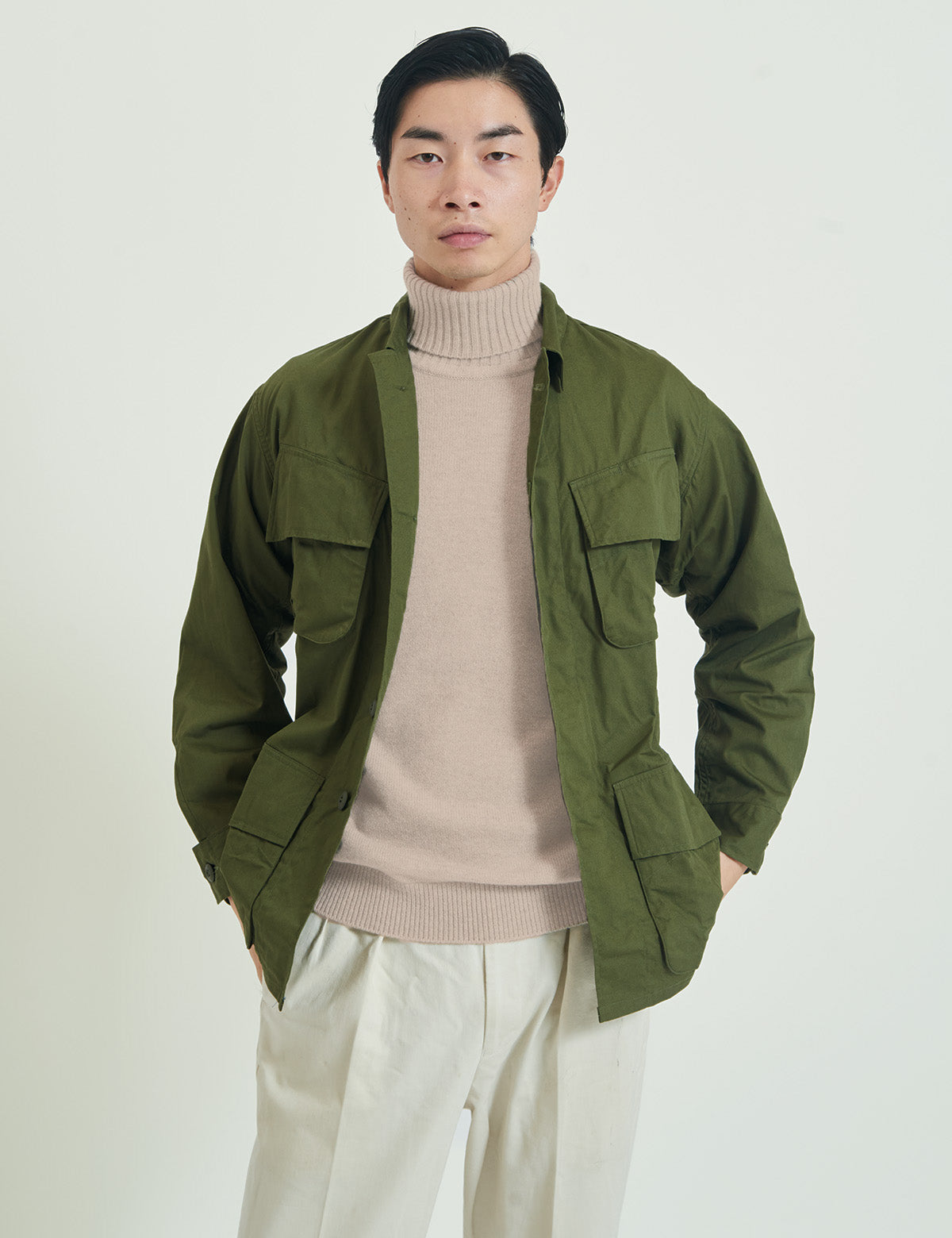 CASHMERE SILK WOOL TURTLENECK