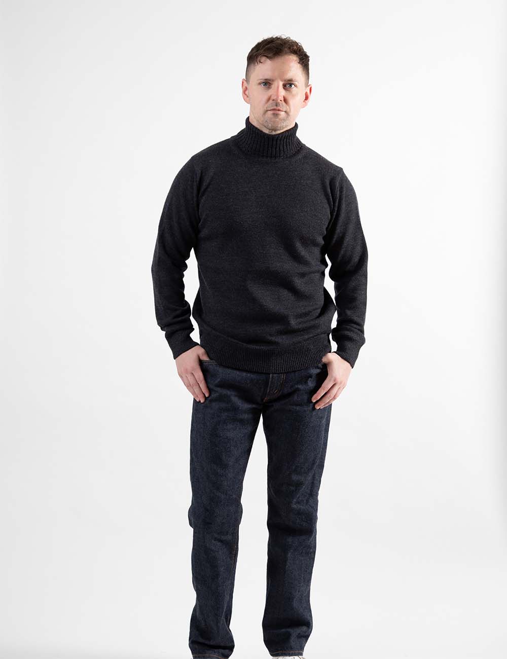 WOOL HEAVY WEIGHT TURTLENECK