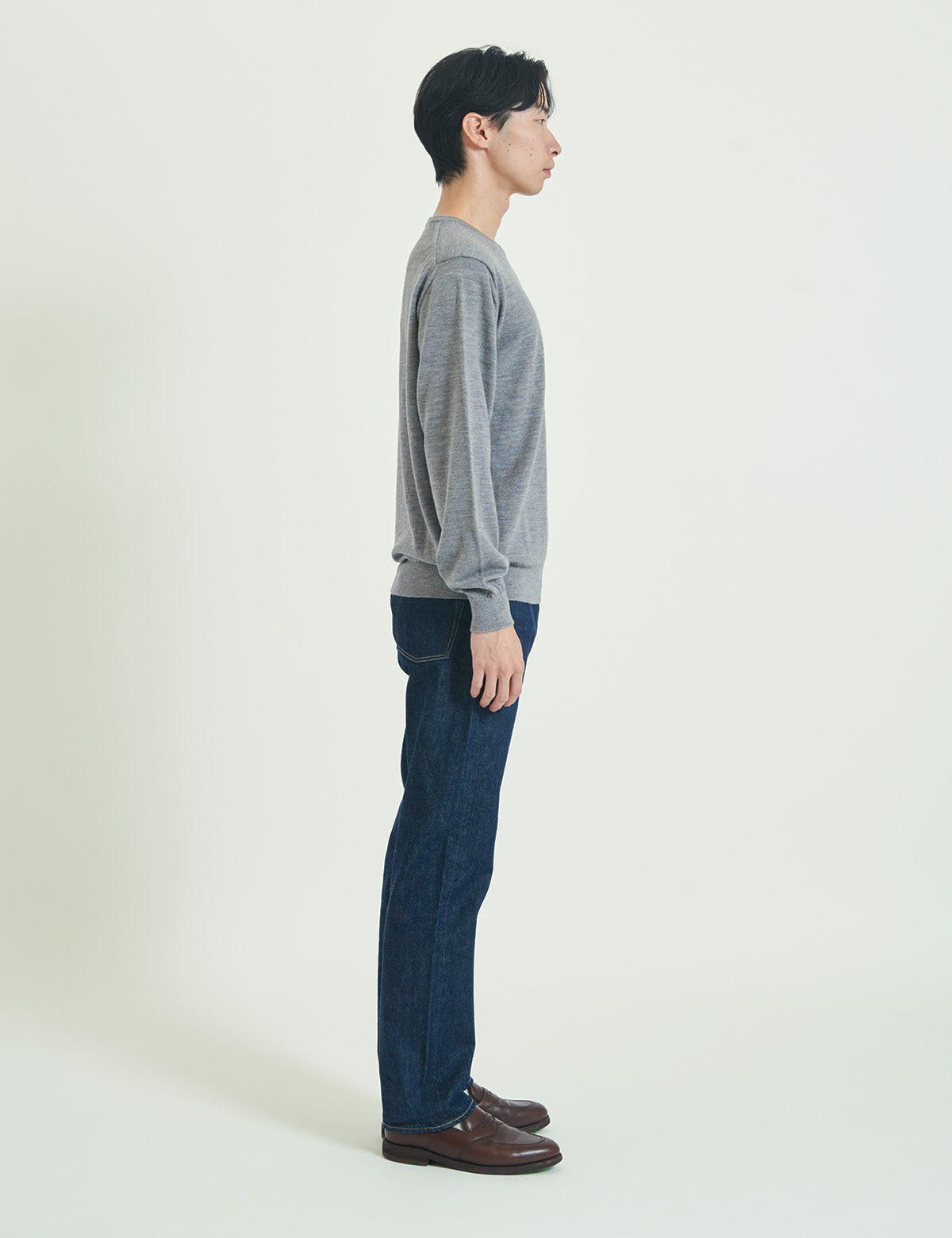 12G Lightweight Merino Wool Crewneck