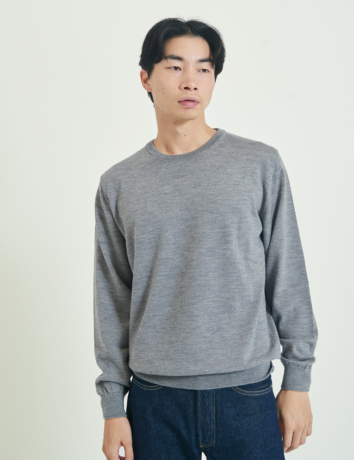 12G Lightweight Merino Wool Crewneck