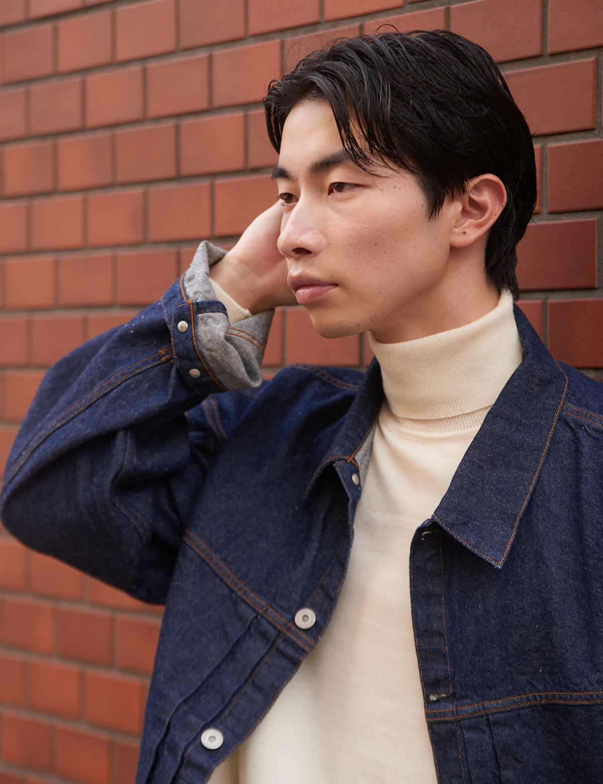 12G Lightweight Merino Wool Turtleneck