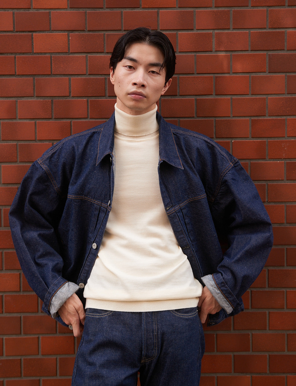 12G Lightweight Merino Wool Turtleneck