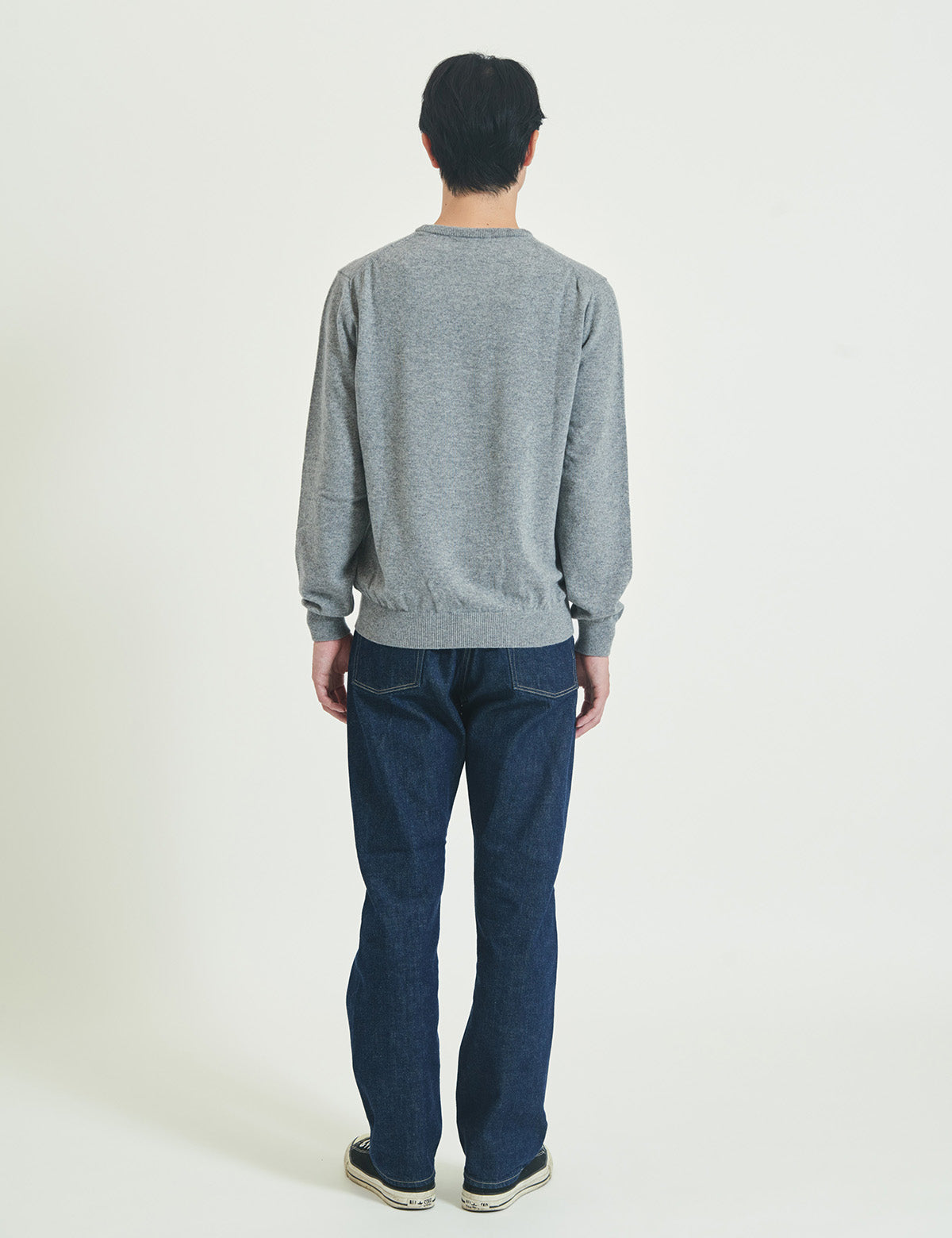 CASHMERE CREWNECK